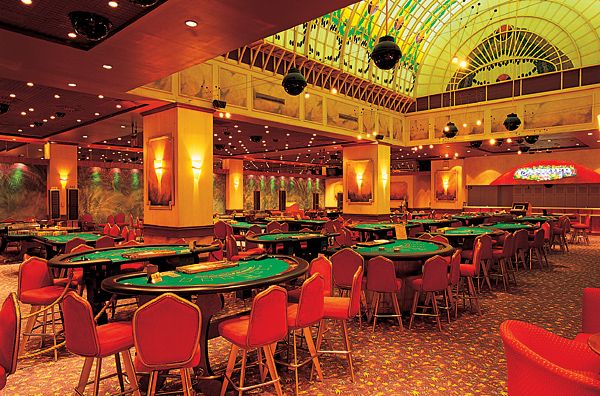 Hollywoodbets Live Casino